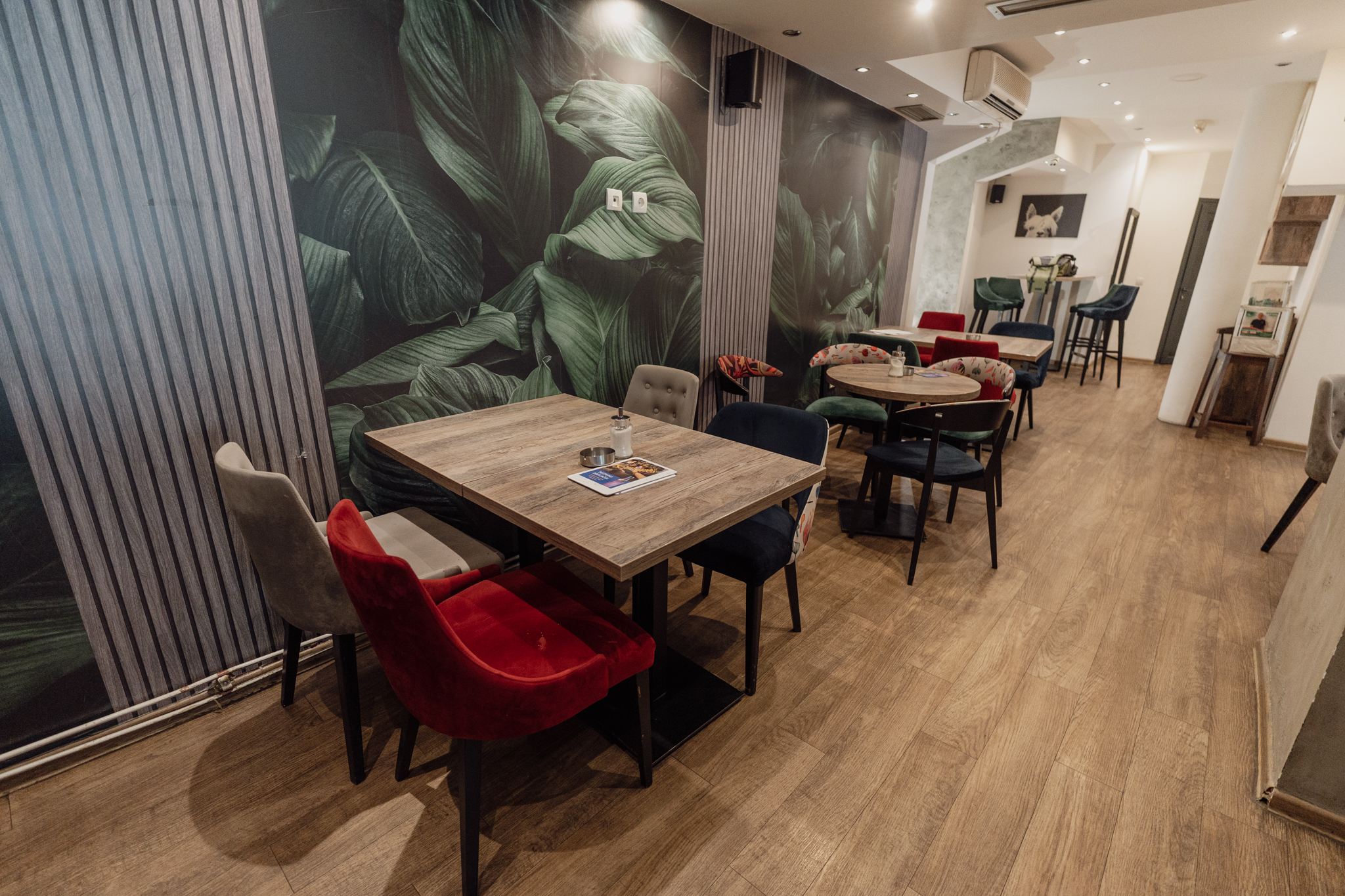 Korzo kuhinja & bar – pogled na ambijent restorana